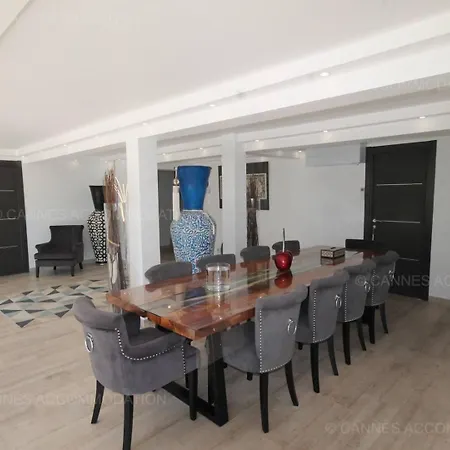 Belle Moderne A Avec Vue